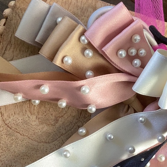 🌸5 Pc Set Bow/Pearl Hair Ties - Picture 4 of 6